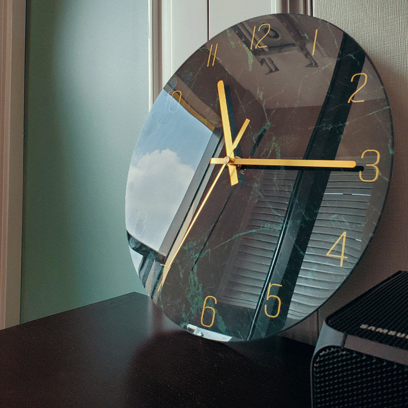 Silent Wall Clock for the Living Room